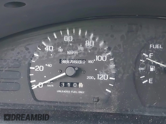 1996 Nissan Sentra XE z VIN 1N4AB41D0TC763104, wystawiony jako IAAI lot #41303640 z przebiegiem 307 682 mil mil oraz . Historia ofert i sprzedaży dostępna na DreamBid. Obrazek 15.