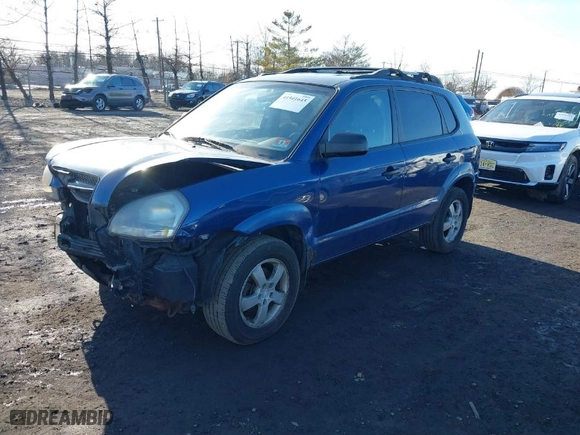 2008 Hyundai Tucson GLS with VIN KM8JM12B28U913372, listed as a IAAI auction lot 41541645 with 168,000 mi miles. Bid and sale history available at carsss.com. Image 2.