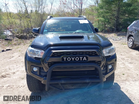 2017 Toyota Tacoma SR5 z VIN 3TMCZ5AN1HM062459, wystawiony jako IAAI lot #42138261 z przebiegiem 75 474 mil mil oraz . Historia ofert i sprzedaży dostępna na DreamBid. Obrazek 13.