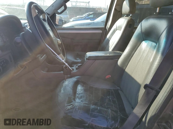2002 Mercury Mountaineer Convenience z VIN 4M2ZU66W72ZJ38041, wystawiony jako Copart lot #86024514 z przebiegiem 264 952 mil mil oraz Szkoda całkowita • Salvage title. Historia ofert i sprzedaży dostępna na DreamBid. Obrazek 7.