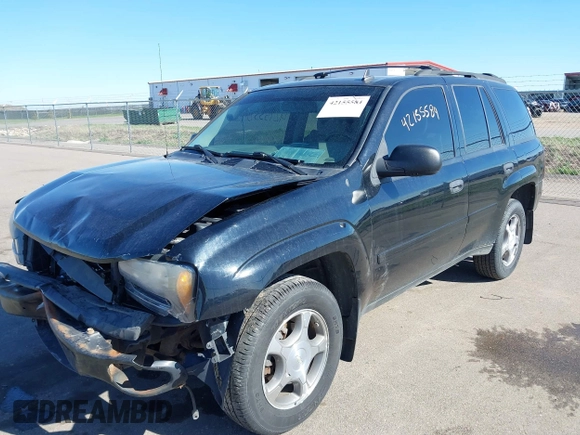 2007 Chevrolet TrailBlazer LS with VIN 1GNDT13S472288929, listed as a IAAI auction lot 42155584 with 193,178 mi miles and . Bid and sale history available at DreamBid. Image 17.
