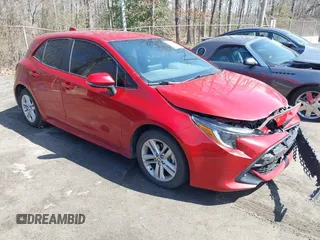 2021 Toyota Corolla Hatchback SE with VIN JTND4MBE3M3144583, listed as a IAAI auction lot 41803082 with 88,198 mi miles. Bid and sale history available at carsss.com. Image 1.
