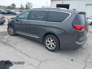 2018 Chrysler Pacifica Touring L Plus с VIN 2C4RC1EG9JR127976, выставлен на аукционе IAAI как лот 42178877 с пробегом Не указан миль и . История ставок и продаж доступна на DreamBid. Изображение 3.