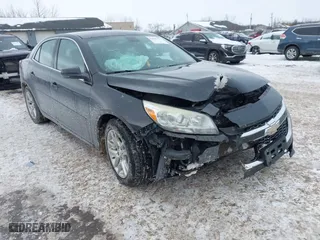 2015 Chevrolet Malibu LT with VIN 1G11C5SLXFF236086, listed as a IAAI auction lot 41617777 with 197,047 mi miles. Bid and sale history available at carsss.com. Image 1.