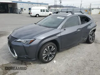 2022 Lexus UX with VIN JTHX9JBH9N2056431, listed as a Copart auction lot 47216455 with 68,052 mi miles and Salvage Title. Bid and sale history available at carsss.com. Image 1.