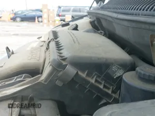 2000 Chevrolet Express Cargo YF7 z VIN 1GBFG15R8Y1208186, wystawiony jako IAAI lot #42576858 z przebiegiem 113 776 mil mil oraz . Historia ofert i sprzedaży dostępna na DreamBid. Obrazek 12.