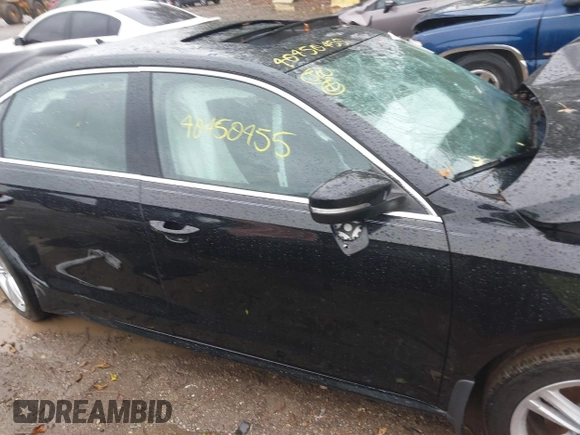 2015 Volkswagen Passat SE с VIN 1VWBV7A30FC066788, выставлен на аукционе IAAI как лот 40450455 с пробегом 84 245 миль миль и . История ставок и продаж доступна на DreamBid. Изображение 14.