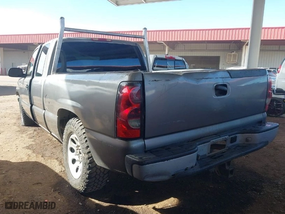 2007 Chevrolet Silverado 1500 Classic Work Truck with VIN 1GCEC19X37Z105821, listed as a IAAI auction lot 41563581 with 219,250 mi miles. Bid and sale history available at carsss.com. Image 3.