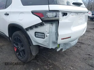 2019 Chevrolet Traverse Premier with VIN 1GNEVKKW9KJ235697, listed as a IAAI auction lot 41881063 with 78,174 mi miles. Bid and sale history available at carsss.com. Image 6.