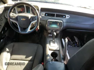 2014 Chevrolet Camaro LT z VIN 2G1FB1E38E9228007, wystawiony jako Copart lot #46190045 z przebiegiem 122 283 mil mil oraz Szkoda całkowita • Salvage title. Historia ofert i sprzedaży dostępna na DreamBid. Obrazek 8.
