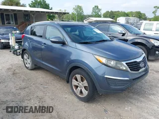 2012 Kia Sportage LX with VIN KNDPB3A27C7320227, listed as a IAAI auction lot 42109588 with 162,043 mi miles. Bid and sale history available at carsss.com. Image 1.