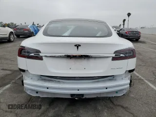 2021 Tesla Model S Long Range Plus z VIN 5YJSA1E24MF427775, wystawiony jako Copart lot #48431165 z przebiegiem 15 801 mil mil oraz Szkoda całkowita • Salvage title. Historia ofert i sprzedaży dostępna na DreamBid. Obrazek 6.