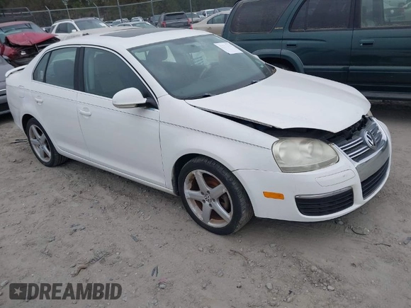 2009 Volkswagen Jetta Sedan SE with VIN 3VWRM71K99M068342, listed as a IAAI auction lot 41876215 with 161,633 mi miles. Bid and sale history available at carsss.com. Image 1.