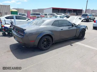 2022 Dodge Challenger R/T Scat Pack with VIN 2C3CDZFJXNH185719, listed as a IAAI auction lot 42002156 with 18,353 mi miles. Bid and sale history available at carsss.com. Image 4.