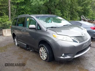 2014 Toyota Sienna XLE with VIN 5TDYK3DC9ES438667, listed as a IAAI auction lot 42353547 with 133,165 mi miles and . Bid and sale history available at DreamBid. Image 1.