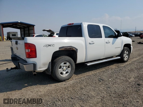 2008 Chevrolet Silverado 1500 LTZ with VIN 3GCEK13358G156988, listed as a Copart auction lot 69715674 with 208,228 mi miles and Clean Title. Bid and sale history available at DreamBid. Image 3.