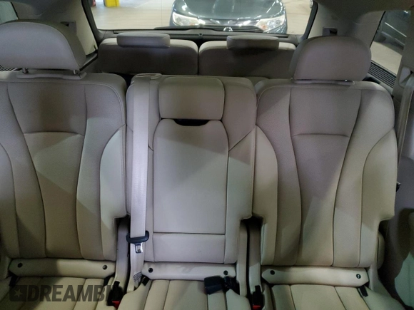 2017 Audi Q7 Premium Plus with VIN WA1LAAF78HD029250, listed as a Copart auction lot 52491135 with 141,889 mi miles and Clean title. Bid and sale history available at DreamBid. Image 10.