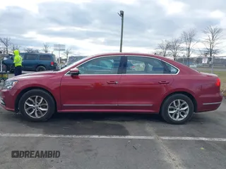 2016 Volkswagen Passat S с VIN 1VWAT7A38GC011797, выставлен на аукционе IAAI как лот 41227670 с пробегом 128 238 миль миль и . История ставок и продаж доступна на DreamBid. Изображение 14.