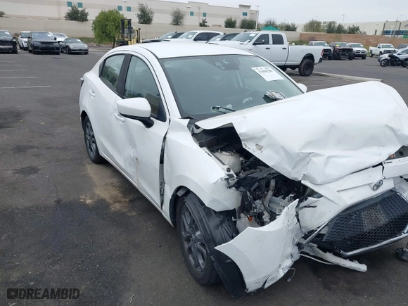 2019 Toyota Yaris Sedan L with VIN 3MYDLBYVXKY507258, listed as a IAAI auction lot 41890588 with 1 mi miles. Bid and sale history available at carsss.com. Image 1.