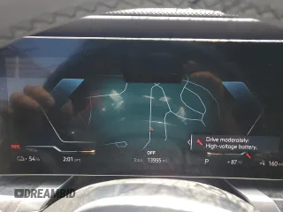 2023 BMW i7 xDrive60 z VIN WBY53EJ01PCN52638, wystawiony jako Copart lot #67345074 z przebiegiem 13 995 mil mil oraz Szkody całkowita. Historia ofert i sprzedaży dostępna na DreamBid. Obrazek 9.