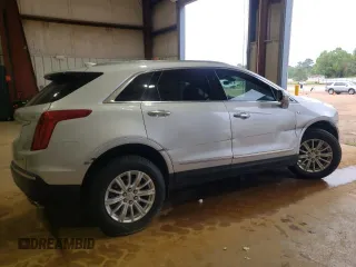 2019 Cadillac XT5 FWD with VIN 1GYKNARS1KZ231504, listed as a Copart auction lot 51952355 with 54,243 mi miles and Salvage title. Bid and sale history available at DreamBid. Image 3.