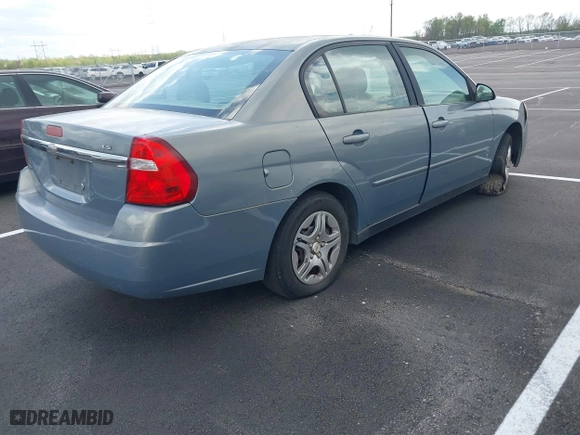 2007 Chevrolet Malibu LS w/1FL with VIN 1G1ZS57F57F274075, listed as a IAAI auction lot 41941808 with 215,987 mi miles. Bid and sale history available at carsss.com. Image 4.