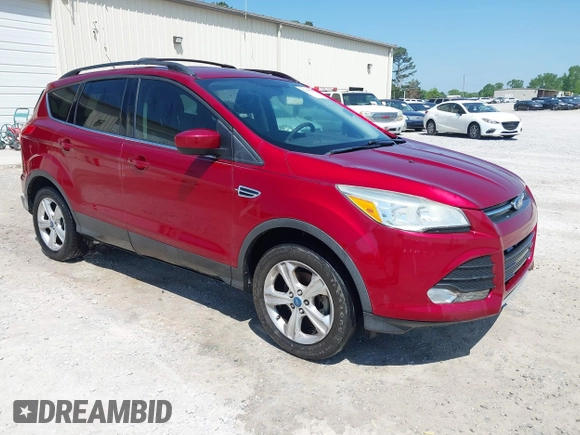 2013 Ford Escape SE with VIN 1FMCU0GX6DUB30766, listed as a IAAI auction lot 42140087 with 200,188 mi miles and . Bid and sale history available at carsss.com. Image 1.