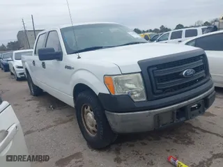 2013 Ford F-150 XL with VIN 1FTFW1CF0DKG53162, listed as a IAAI auction lot 41606056 with 235,932 mi miles. Bid and sale history available at carsss.com. Image 1.