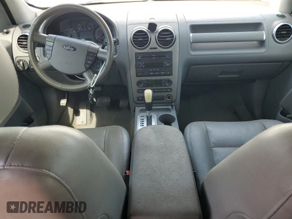 2006 Ford Freestyle SEL with VIN 1FMDK05126GA32604, listed as a Copart auction lot 63868405 with 220,530 mi miles and Salvage title. Bid and sale history available at DreamBid. Image 8.