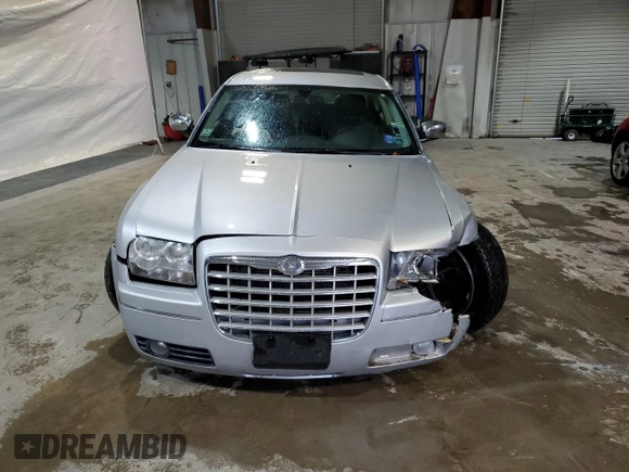 2010 Chrysler 300 Touring with VIN 2C3CK5CV4AH331242, listed as a Copart auction lot 84516574 with 203,035 mi miles and Clean Title. Bid and sale history available at carsss.com. Image 5.