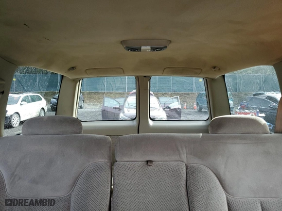 1996 Chevrolet Tahoe with VIN 1GNEK13R5TJ420715, listed as a Copart auction lot 48997145 with 303,588 mi miles and Salvage Title. Bid and sale history available at carsss.com. Image 10.