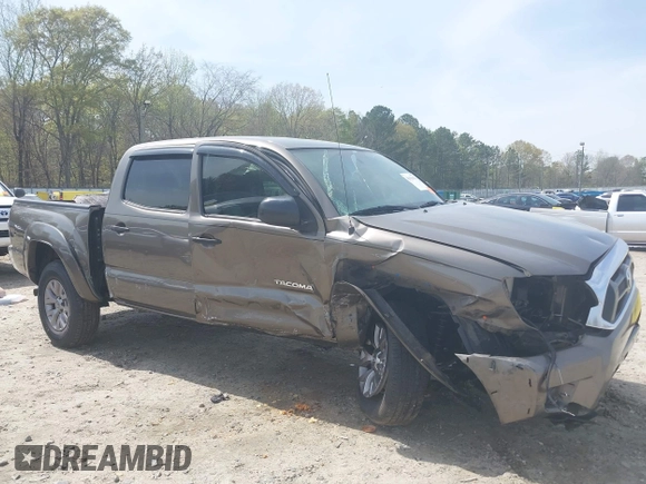 2015 Toyota Tacoma PreRunner z VIN 5TFJX4GN7FX043923, wystawiony jako IAAI lot #41930476 z przebiegiem 151 399 mil mil oraz . Historia ofert i sprzedaży dostępna na DreamBid. Obrazek 6.