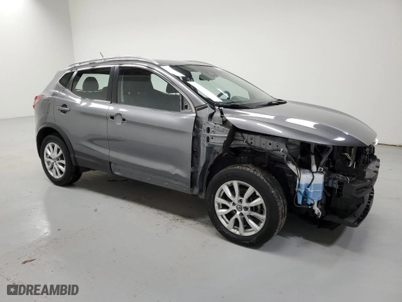 2020 Nissan Rogue Sport SV with VIN JN1BJ1CW3LW641076, listed as a Copart auction lot 50981135 with 106,383 mi miles and Clean Title. Bid and sale history available at carsss.com. Image 4.