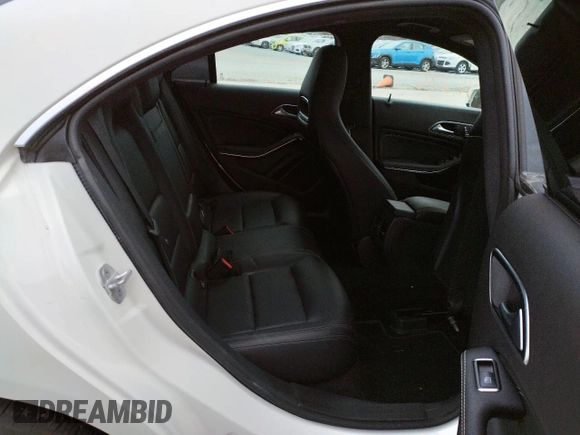 2018 Mercedes-Benz CLA 250 with VIN WDDSJ4EB5JN595932, listed as a Copart auction lot 70053322 with 31,286 mi miles and . Bid and sale history available at DreamBid. Image 10.