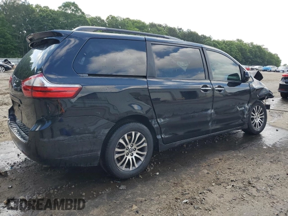 2018 Toyota Sienna XLE Auto Access Seat with VIN 5TDYZ3DC3JS910156, listed as a Copart auction lot 55982975 with 191,339 mi miles and Salvage title. Bid and sale history available at DreamBid. Image 3.