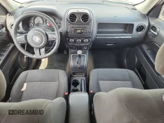 2017 Jeep Patriot Sport SE with VIN 1C4NJPBA7HD122697, listed as a Copart auction lot 57987315 with 136,757 mi miles and Salvage title. Bid and sale history available at DreamBid. Image 8.