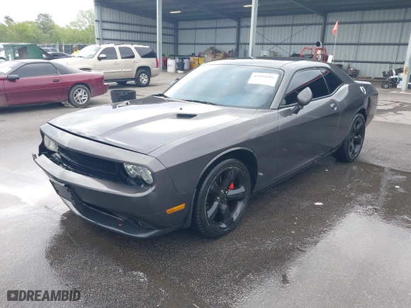2013 Dodge Challenger SXT with VIN 2C3CDYAG1DH611432, listed as a IAAI auction lot 41954202 with 235,198 mi miles. Bid and sale history available at carsss.com. Image 17.