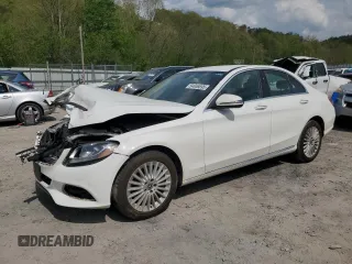 2017 Mercedes-Benz C 300 z VIN 55SWF4KBXHU228730, wystawiony jako Copart lot #54656695 z przebiegiem 97 503 mil mil oraz Szkoda całkowita • Salvage title. Historia ofert i sprzedaży dostępna na DreamBid. Obrazek 1.