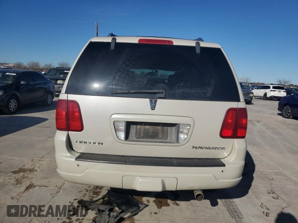 2006 Lincoln Navigator Luxury with VIN 5LMFU27506LJ16665, listed as a Copart auction lot 88025625 with 0 mi miles and Salvage Title. Bid and sale history available at carsss.com. Image 6.