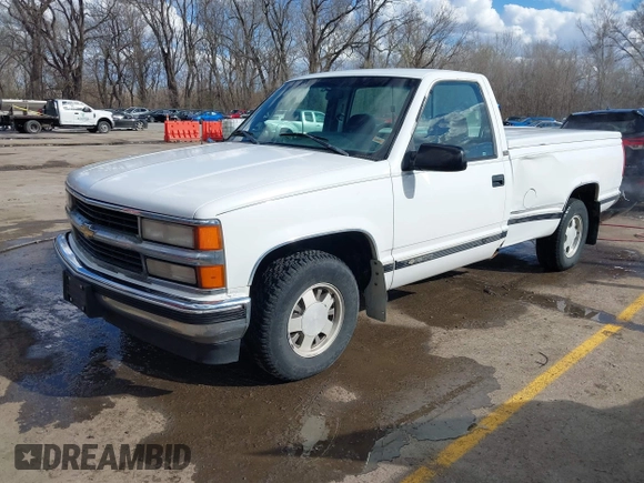 1996 Chevrolet Silverado 1500 with VIN 1GCEC14M5TZ100322, listed as a IAAI auction lot 41785244 with 181,476 mi miles and . Bid and sale history available at DreamBid. Image 17.