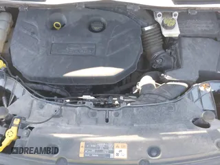 2014 Ford Escape SE with VIN 1FMCU9G99EUB13371, listed as a IAAI auction lot 42167417 with 140,145 mi miles and . Bid and sale history available at DreamBid. Image 10.