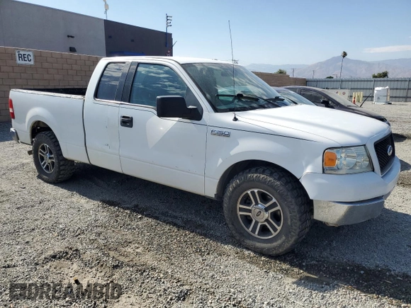 2004 Ford F-150 STX z VIN 1FTRX12WX4NA69734, wystawiony jako Copart lot #62692495 z przebiegiem 134 678 mil mil oraz Szkoda całkowita • Salvage title. Historia ofert i sprzedaży dostępna na DreamBid. Obrazek 4.