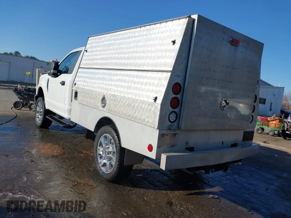 2017 Ford F-250 XLT с VIN 1FTBF2B68HED91160, выставлен на аукционе IAAI как лот 41769830 с пробегом 113 173 миль миль и . История ставок и продаж доступна на DreamBid. Изображение 3.