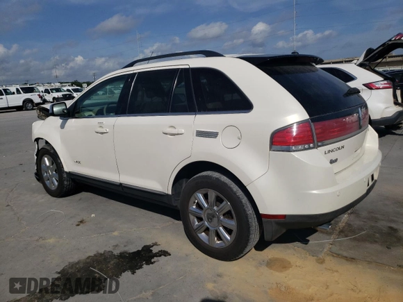 2007 Lincoln MKX z VIN 2LMDU68C27BJ22858, wystawiony jako Copart lot #54777825 z przebiegiem 147 548 mil mil oraz Szkoda całkowita • Salvage title. Historia ofert i sprzedaży dostępna na DreamBid. Obrazek 2.