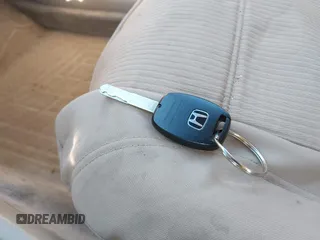 2005 Honda Accord EX-L z VIN 1HGCM56805A004371, wystawiony jako IAAI lot #41789900 z przebiegiem Nie podano mil oraz . Historia ofert i sprzedaży dostępna na DreamBid. Obrazek 11.