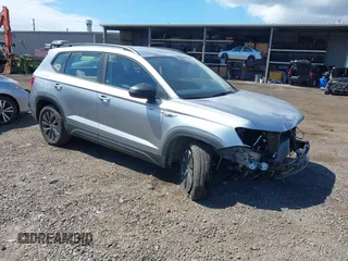 2024 Volkswagen Taos S z VIN 3VV5X7B23RM062187, wystawiony jako IAAI lot #41681986 z przebiegiem 9 170 mil mil oraz . Historia ofert i sprzedaży dostępna na DreamBid. Obrazek 1.