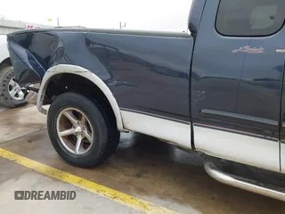 2000 Ford F-150 XL with VIN 1FTRX17L0YKA68579, listed as a IAAI auction lot 41941226 with 1 mi miles. Bid and sale history available at carsss.com. Image 18.