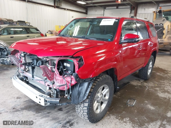2019 Toyota 4Runner SR5 with VIN JTEBU5JR8K5705475, listed as a IAAI auction lot 41699077 with 110,216 mi miles. Bid and sale history available at carsss.com. Image 18.
