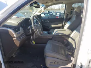 2019 GMC Yukon XL Denali with VIN 1GKS2HKJ2KR103446, listed as a Copart auction lot 88519755 with 77,779 mi miles and Salvage Title. Bid and sale history available at DreamBid. Image 7.