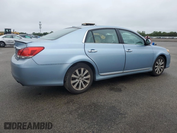 2012 Toyota Avalon z VIN 4T1BK3DB0CU470182, wystawiony jako Copart lot #59975805 z przebiegiem 200 309 mil mil oraz Szkoda całkowita • Salvage title. Historia ofert i sprzedaży dostępna na DreamBid. Obrazek 3.